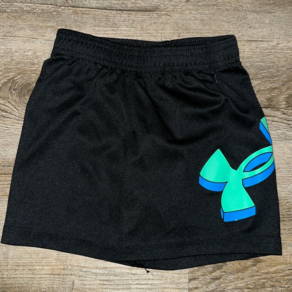 Boys Under Armour shorts